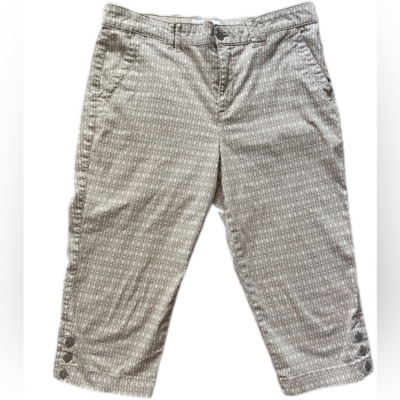 Gloria Vanderbilt Size 12P cropped capri Beige abstract mix, pockets buttons EUC - Picture 3 of 7